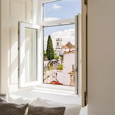 Apartment Luxurious 4-Bedroom Apartment Lisbon