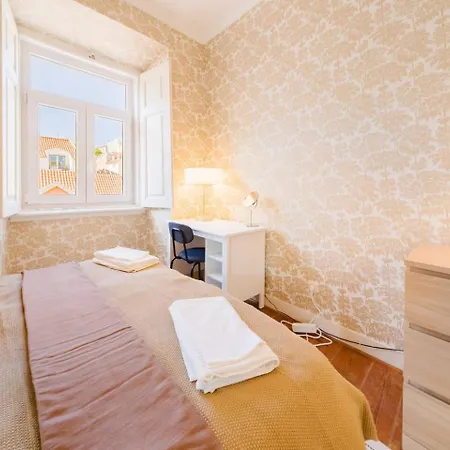 Luxurious 4-Bedroom Apartment Apartment *