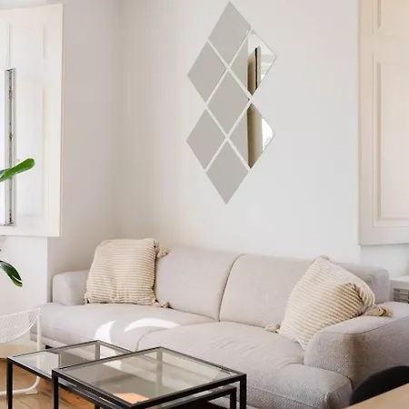 Luxurious 4-Bedroom Apartment Apartment Lisbon