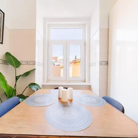 Luxurious 4-Bedroom Apartment Apartment Lisbon