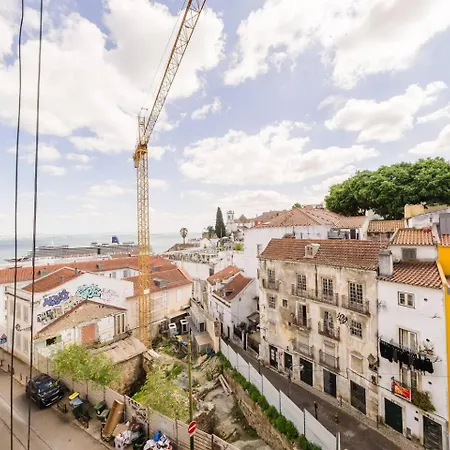 Luxurious 4-Bedroom Apartment *
