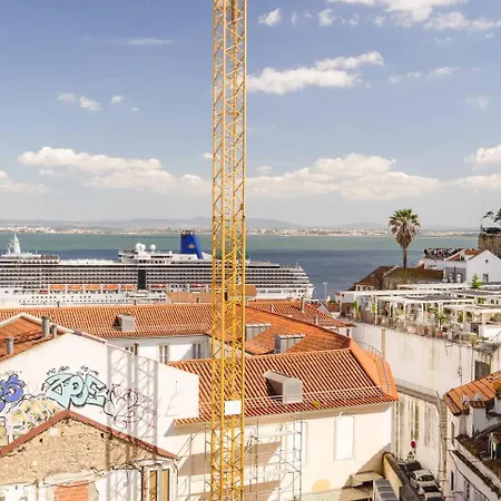 Luxurious 4-Bedroom Apartment Apartment Lisbon