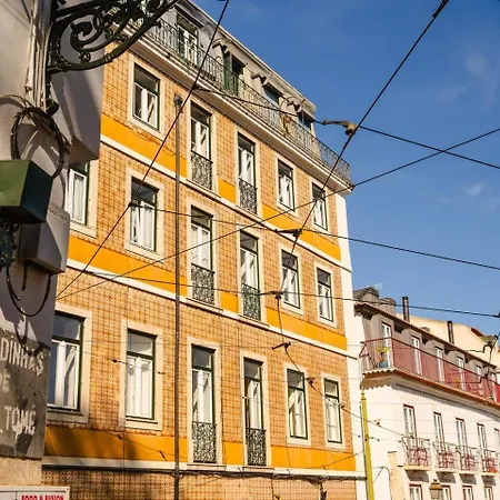 Luxurious 4-Bedroom Apartment * Lisbon