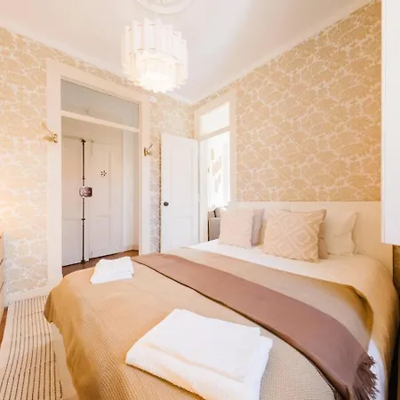 Luxurious 4-Bedroom Apartment
